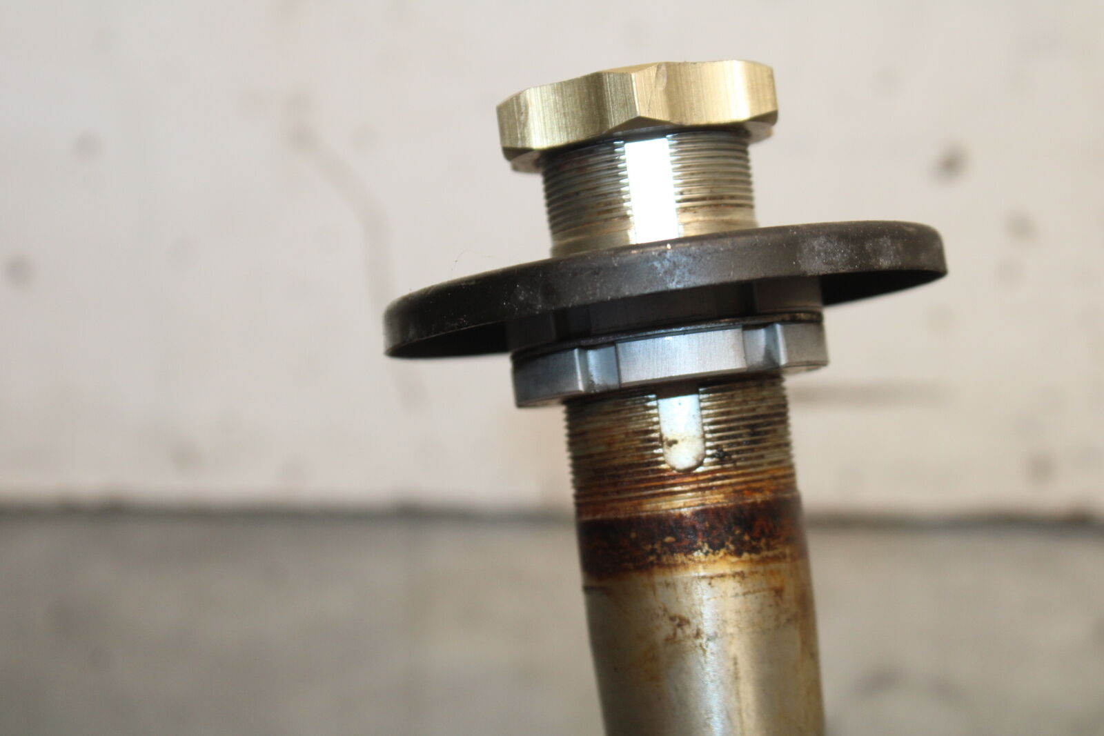 05-06 SUZUKI GSXR1000 FRONT FORKS CLAMP LOWER TRIPLE TREE STEM 51410-41G00 BB677