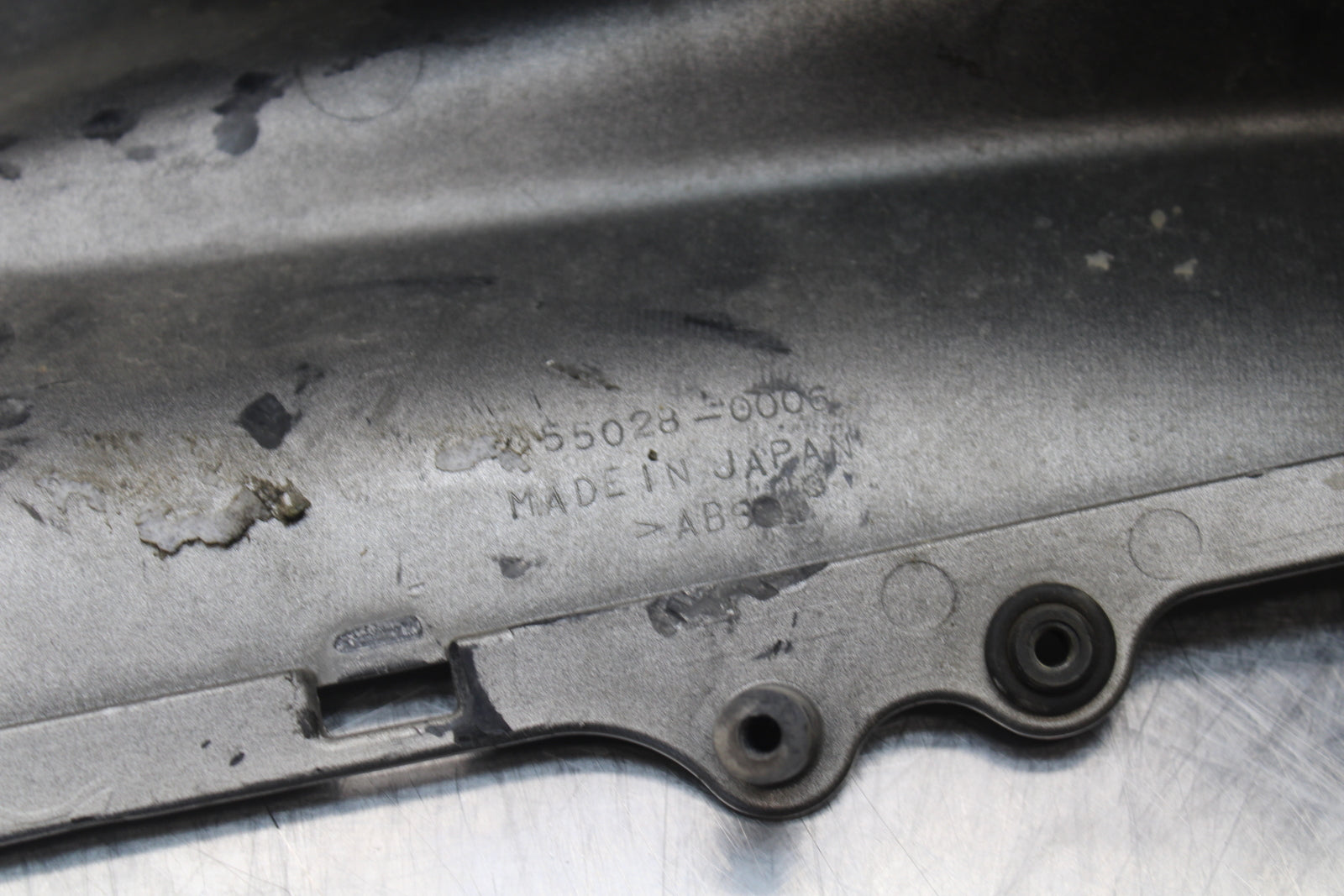 04-05 KAWASAKI NINJA ZX10R RIGHT FRONT UPPER NOSE FAIRING COWL SHROUD BB163