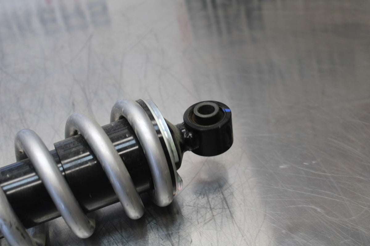 23 YAMAHA YZF R3 REAR BACK SHOCK ABSORBER SUSPENSION BB147