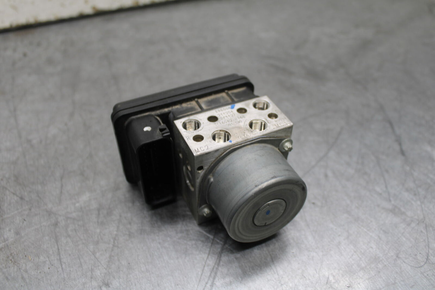 18-24 KAWASAKI NINJA 650 ABS PUMP UNIT MODULE BB725