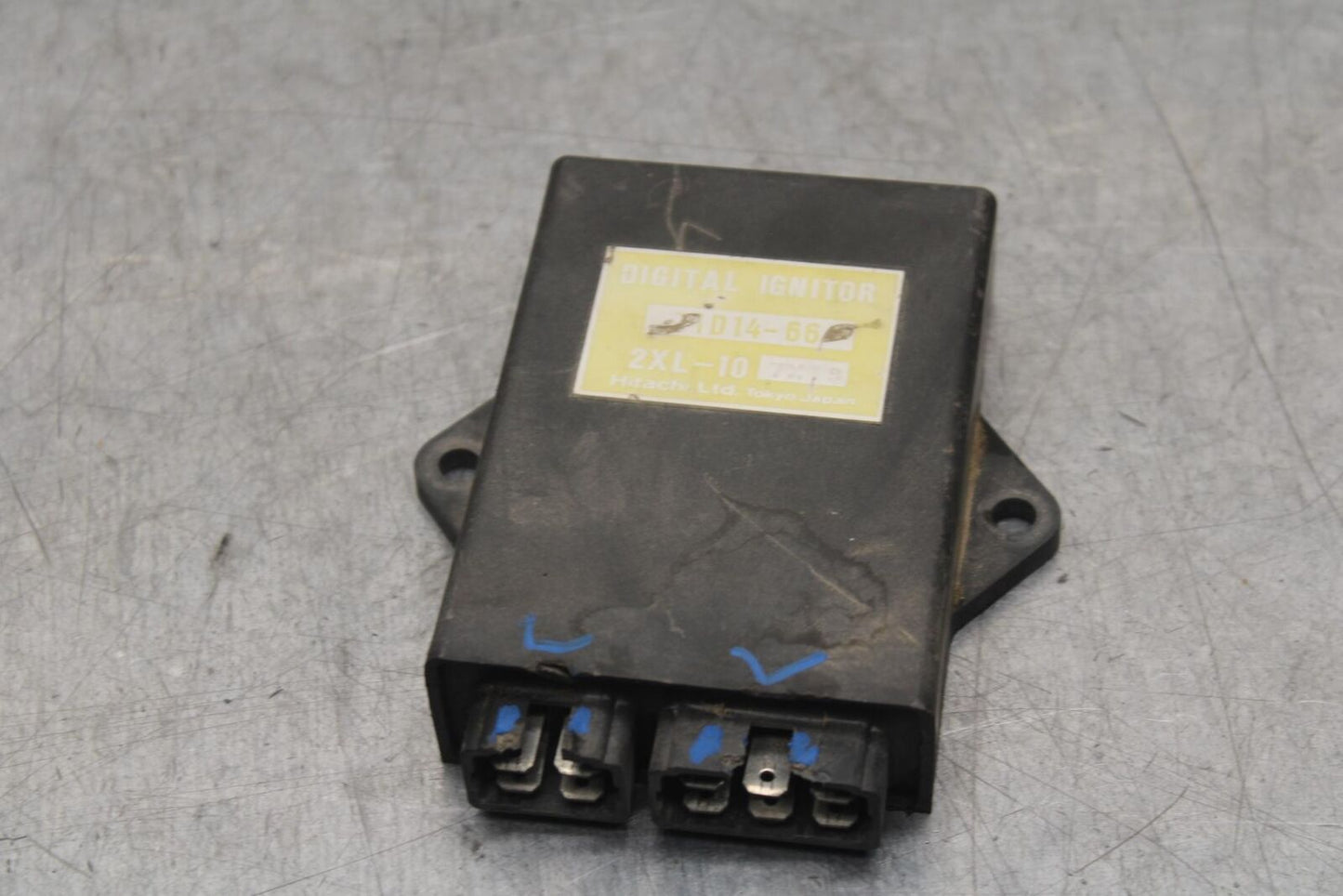 1988 Yamaha FZ600 ECU COMPUTER CONTROLLER UNIT BLACK BOX ECM CDI  BB601