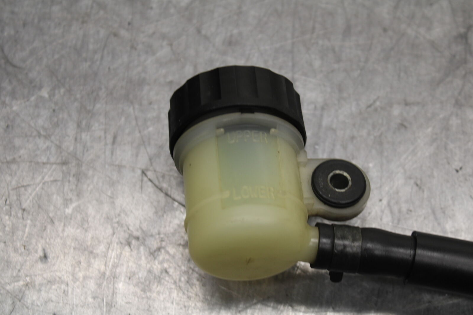 09-14 YAMAHA YZF R1 REAR BACK BRAKE MASTER CYLINDER 14B-2583V-00-00 BB118