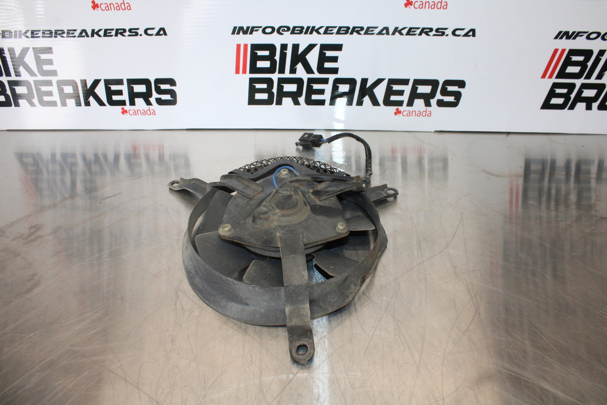 01-03 SUZUKI GSXR600 ENGINE RADIATOR COOLING FAN BB145