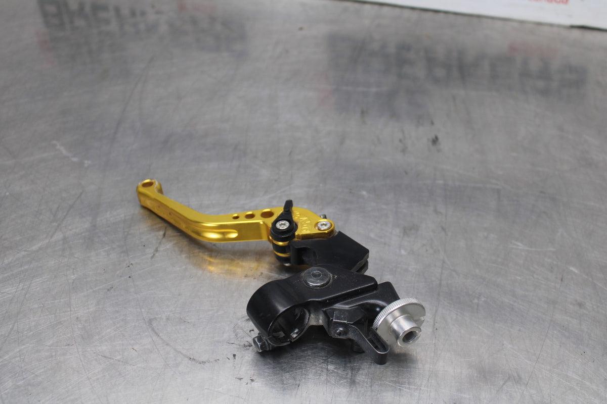 17 YAMAHA YZF R6 CLUTCH PERCH MOUNT WITH LEVER  BB922