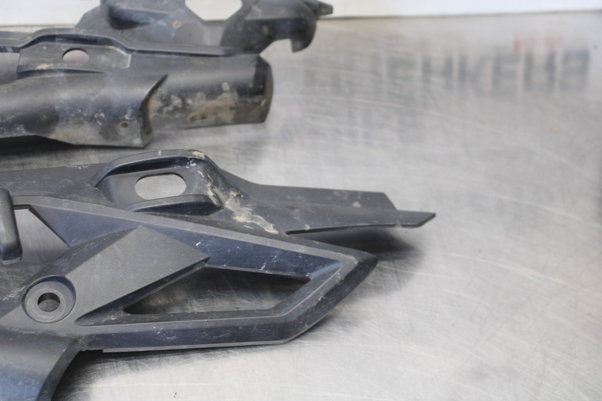 15 TRIUMPH TIGER 800 REAR BACK TAIL FAIRING COWL SHROUD BB873