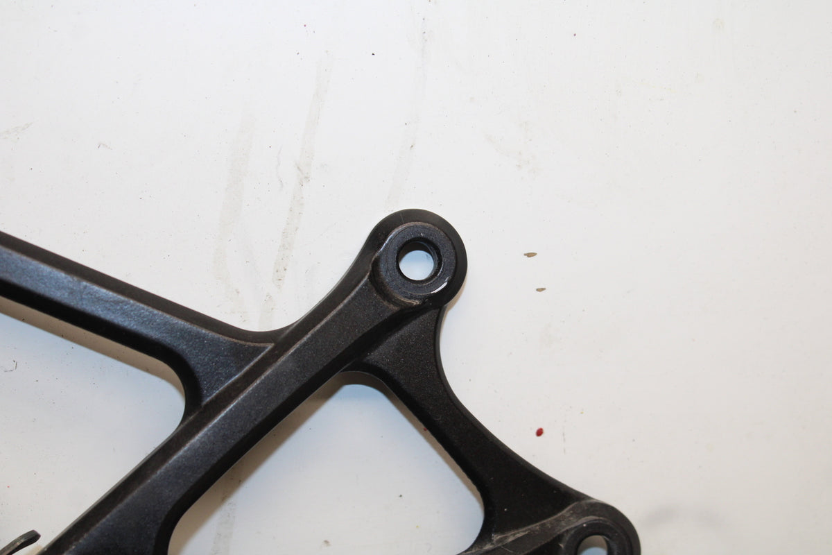 09-14 YAMAHA YZF R1 RIGHT REARSET REAR SET DRIVER FOOT PEG REST STOP BB118