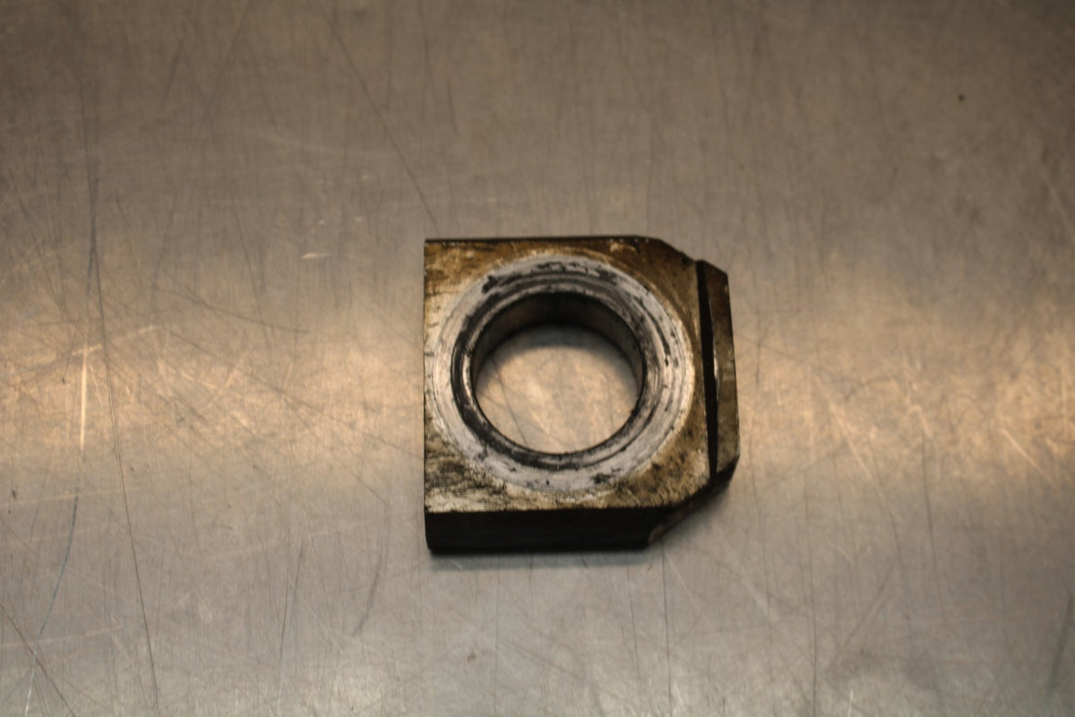 06-07 SUZUKI GSXR750 REAR AXLE BACK WHEEL RIM PIVOT BOLT AXEL BB811-B