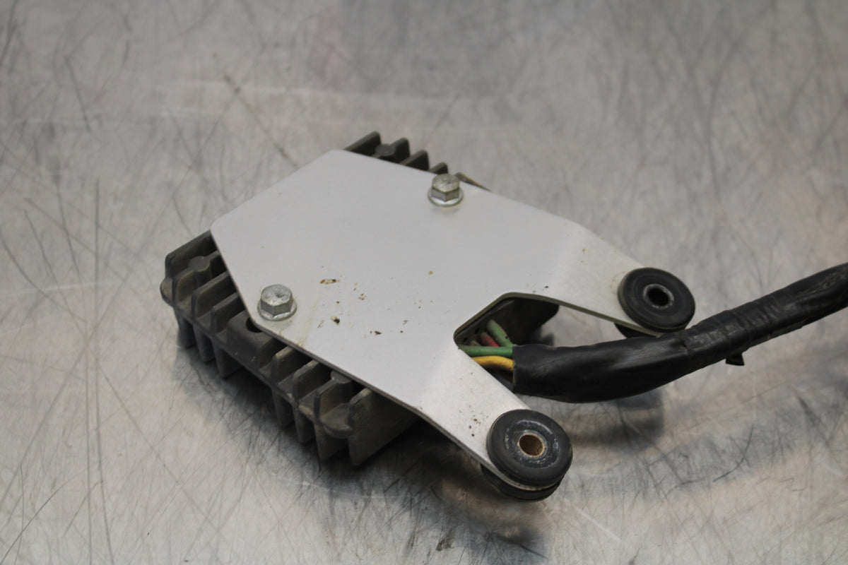 05-06 HONDA CBR600RR RECTIFIER VOLTAGE REGULATOR BB149