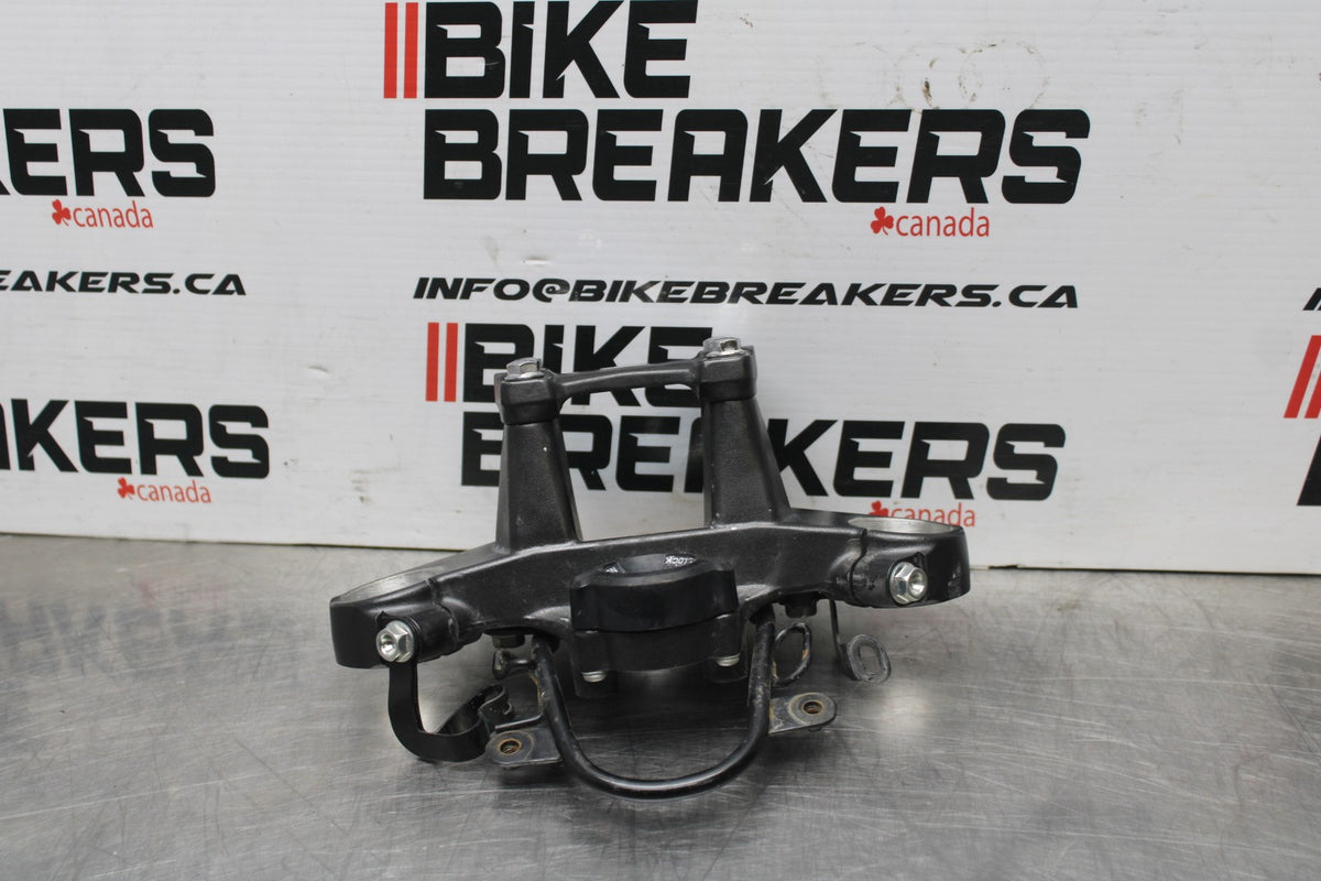 18 HONDA CB500F FORKS UPPER TRIPLE TREE CLAMP BB861