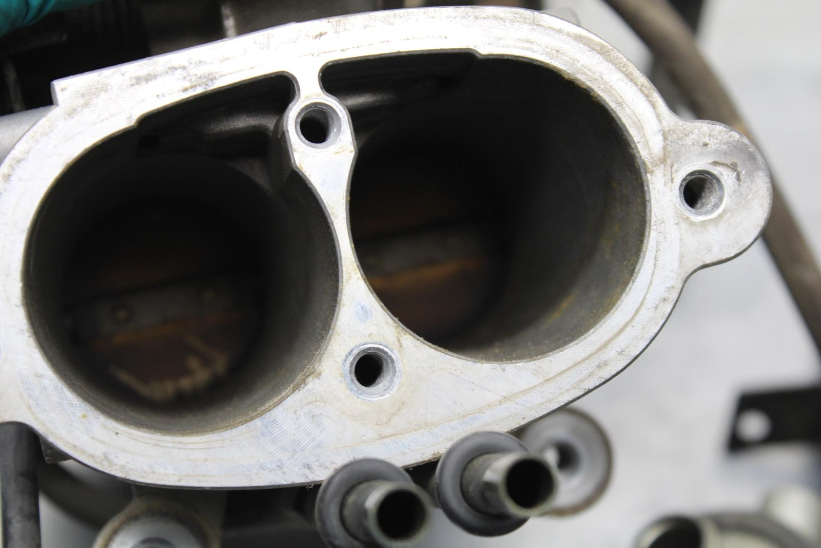 2005 Kawasaki Vulcan 1500 VN1500N Classic THROTTLE BODY BODIES 16163-1099 BB576