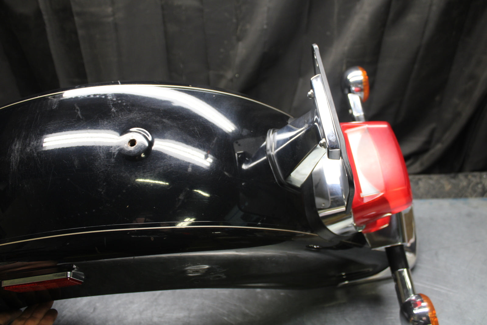 00 SUZUKI INTRUDER 1500 VL1500 REAR BACK WHEEL FENDER MUD GUARD BB761