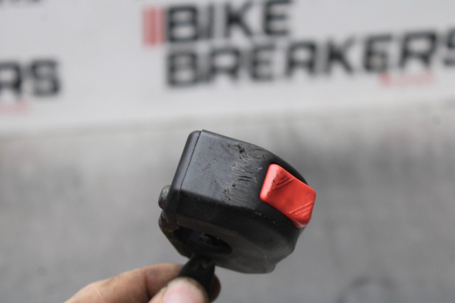07-08 YAMAHA YZF R1 RIGHT CLIP ON HANDLE KILL OFF START SWITCH SWITCHES BB771