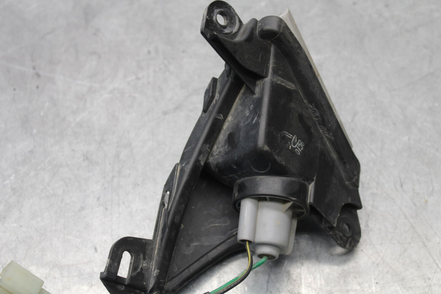 09-12 KAWASAKI NINJA ZX6R ZX600R LEFT FRONT TURN SIGNAL LIGHT INDICATOR BB656