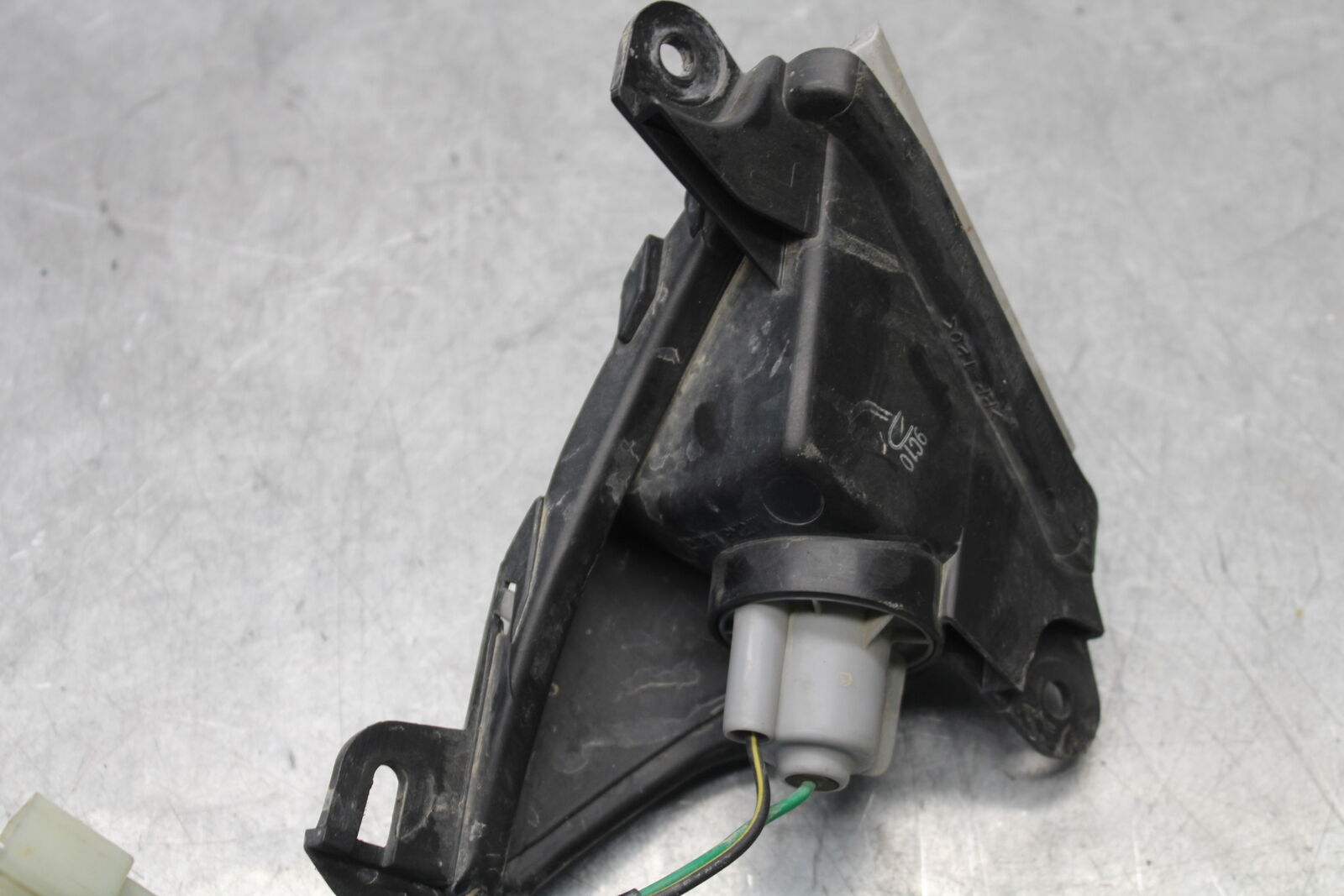 09-12 KAWASAKI NINJA ZX6R ZX600R LEFT FRONT TURN SIGNAL LIGHT INDICATOR BB656