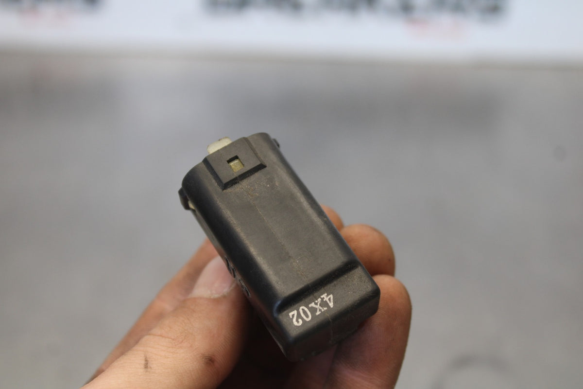05 YAMAHA YZF R6 TIP OVER BANK ANGLE CRASH SENSOR SWITCH  BB894