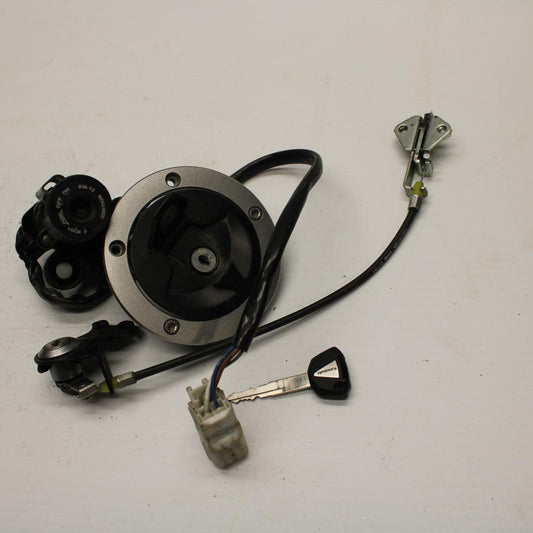 11-12 KAWASAKI Z1000 IGNITION LOCK KEY SET W/ GAS CAP AND SEAT LOCK BB249