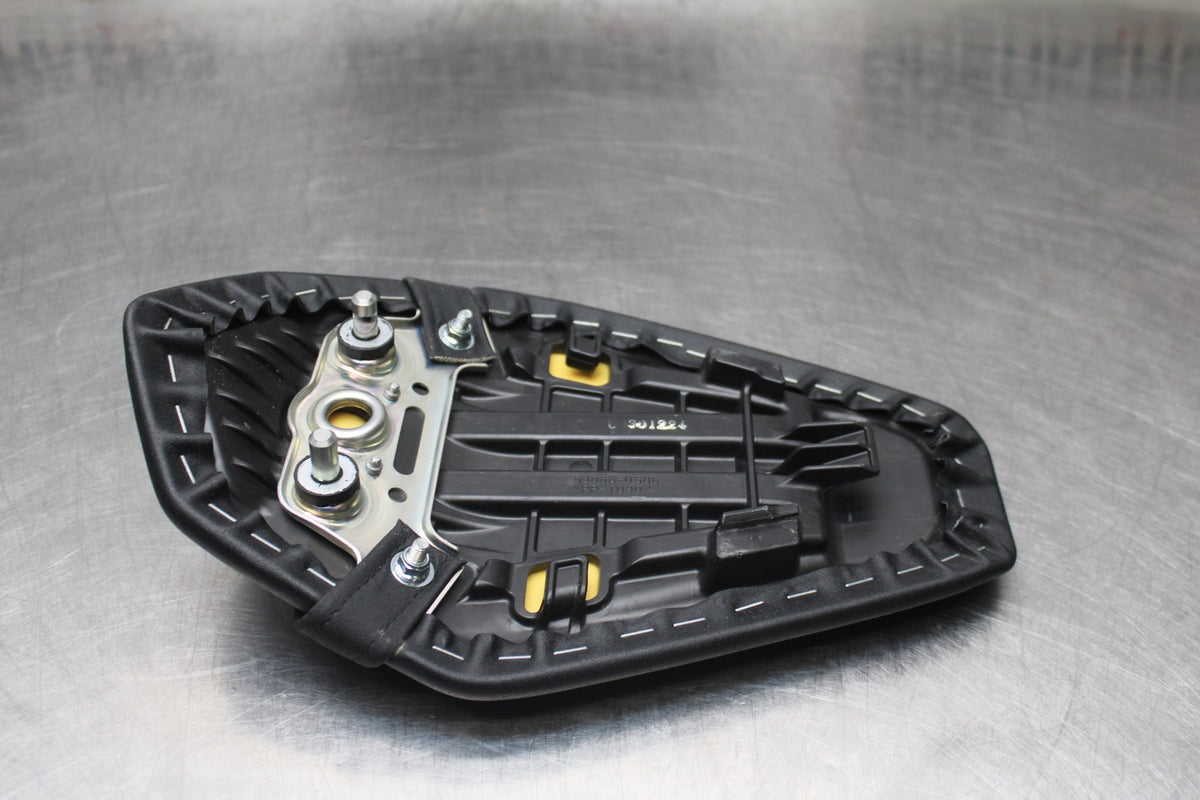 21-22 KAWASAKI NINJA ZX10R REAR BACK PASSENGER TANDEM SEAT SADDLE PILLION BB840