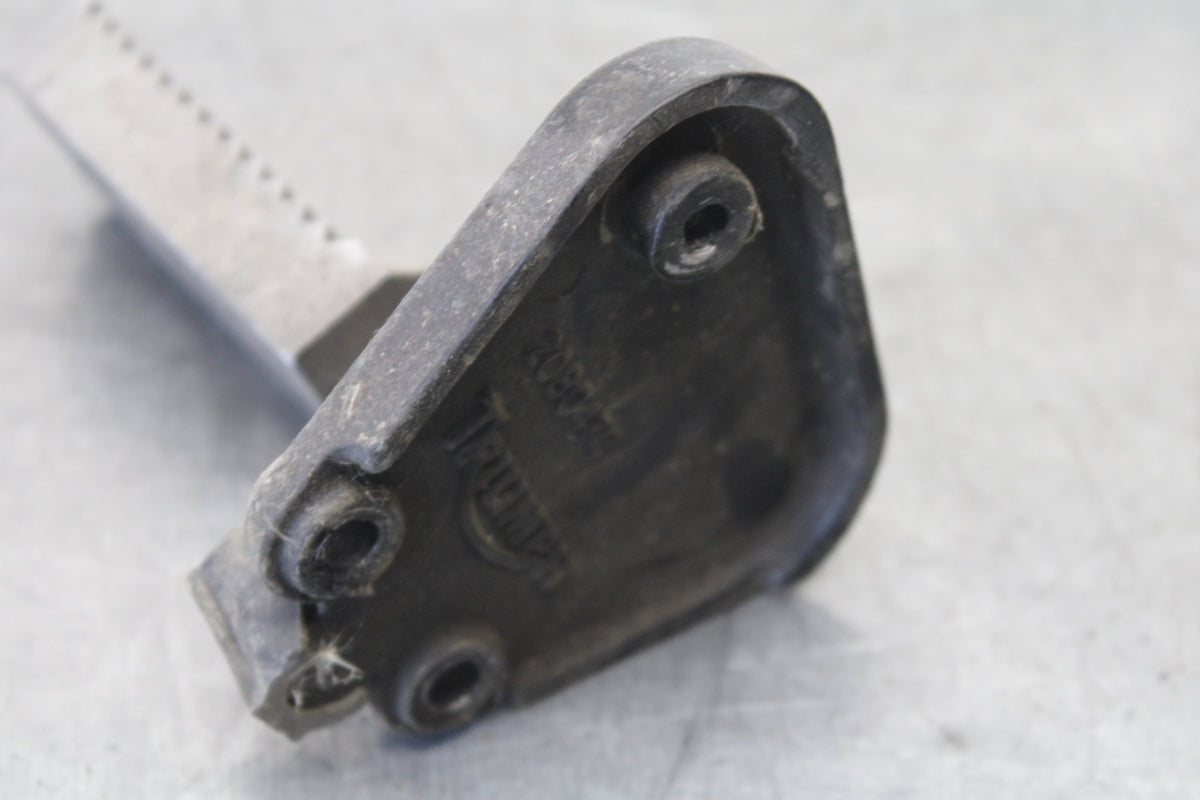 01-06 TRIUMPH TIGER 955I LEFT FRONT FOOT REST PEG STEP BB693