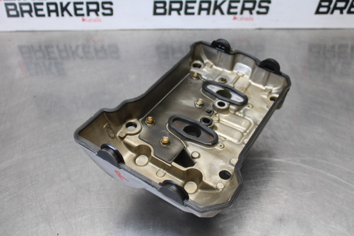 06-07 HONDA INTERCEPTOR 800 VFR800 REAR ENGINE CYLINDER HEAD COVER BB917