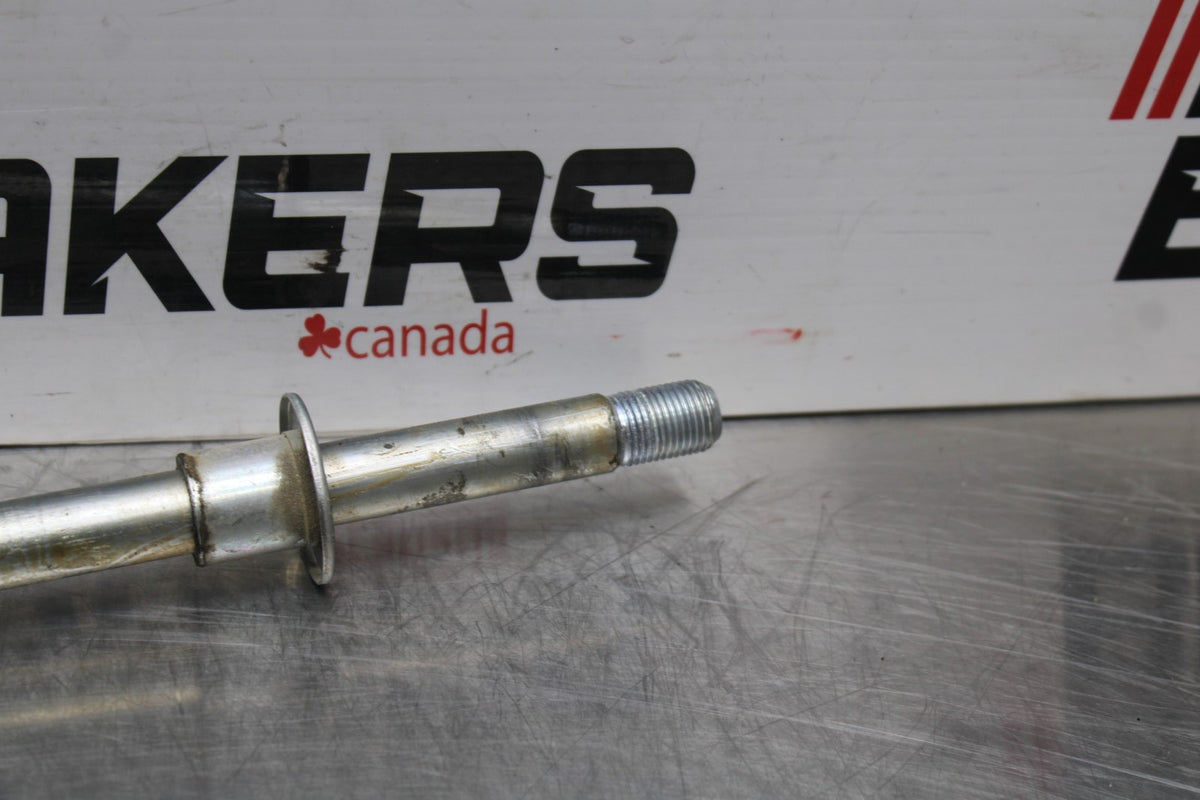 15 SUZUKI BOULEVARD C50 FRONT WHEEL RIM AXLE PIVOT BOLT BB775