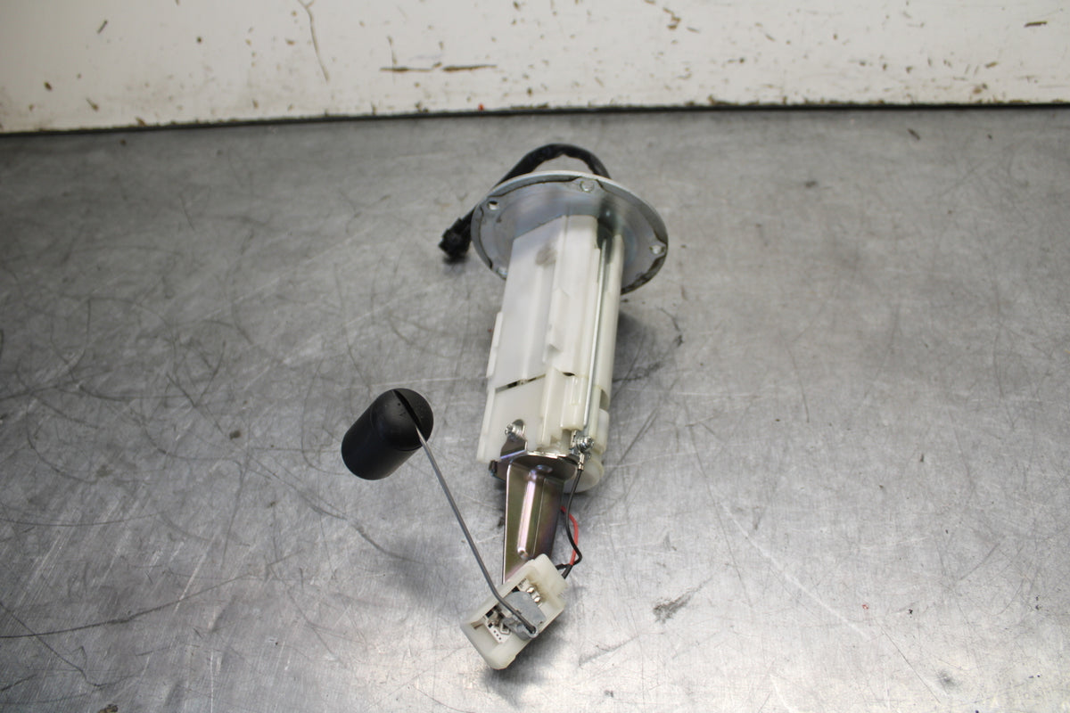 12-17 KAWASAKI ER-6N Z650 FUEL PUMP GAS PETROL SENDER UNIT BB709