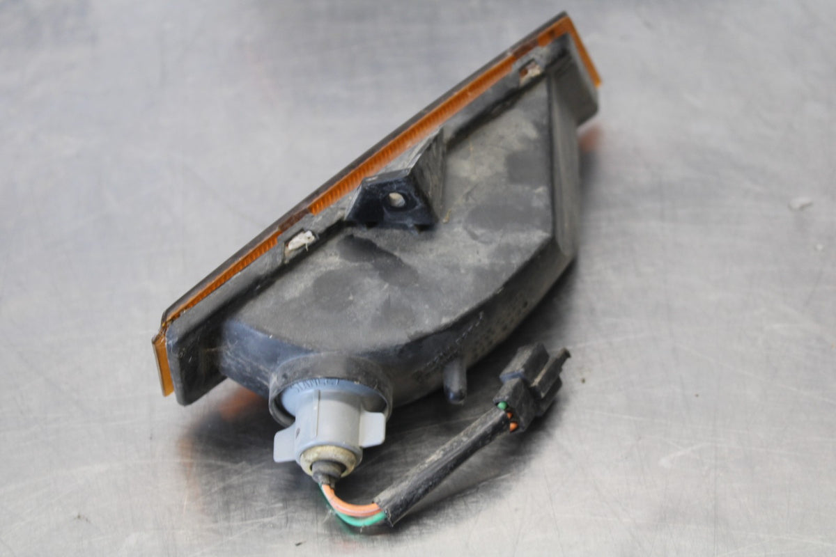 88-00 HONDA GOLDWING 1500 LEFT TURN SIGNAL LIGHT INDICATOR BB883