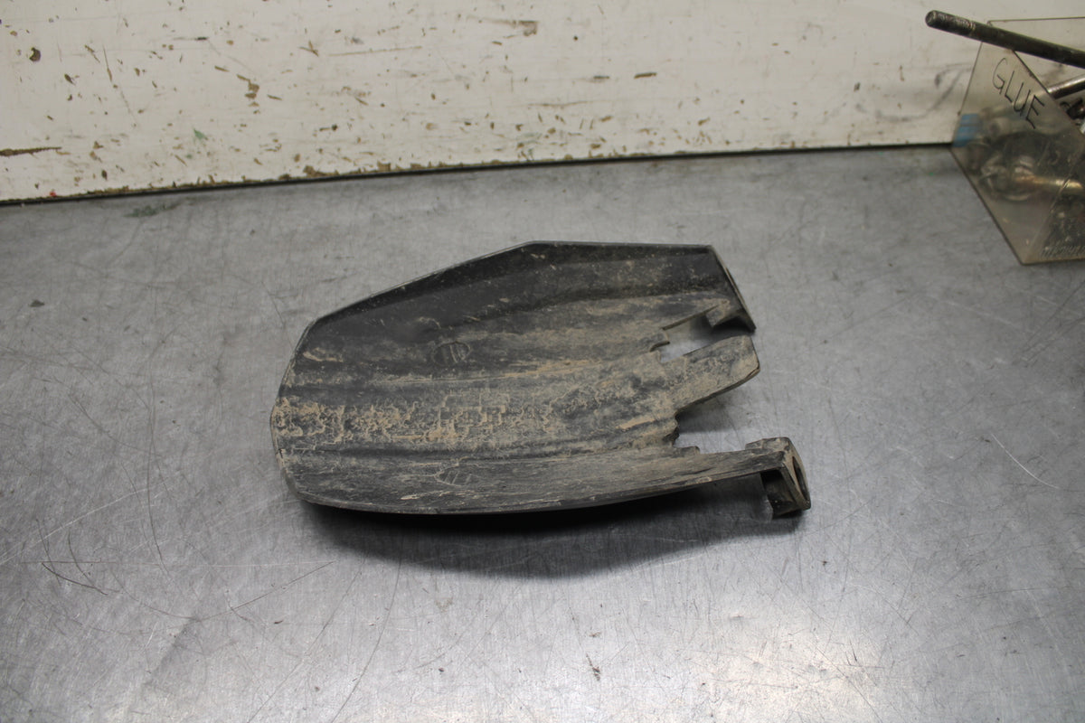 13-16 KTM 390 DUKE REAR BACK WHEEL TIRE HUGGER FENDER BB748