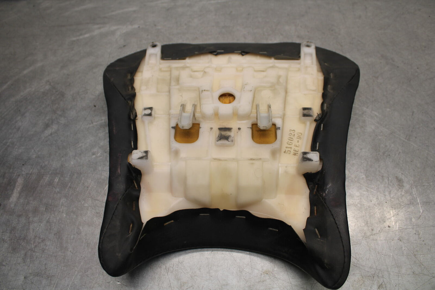 05-06 HONDA CBR600RR FRONT DRIVERS SEAT PAD SADDLE PILLION 77100-MEE-D00 BB655