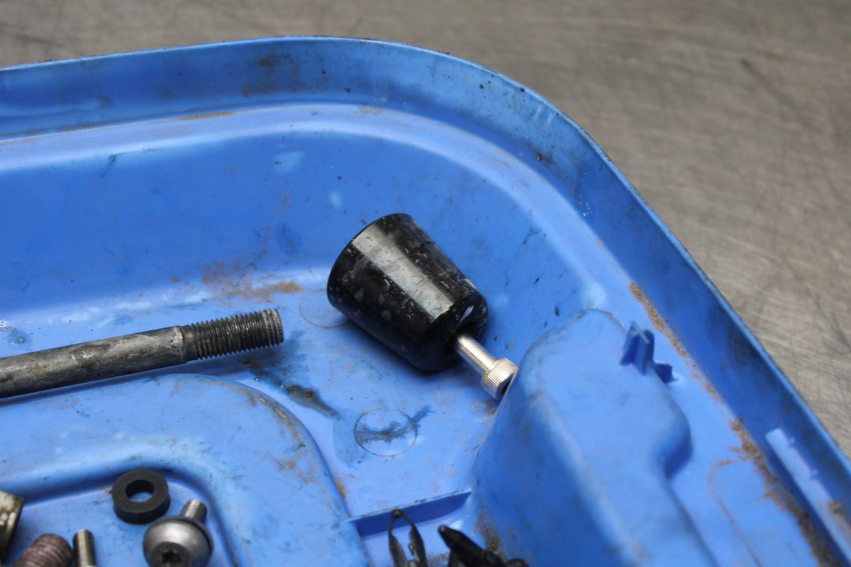 08 KAWASAKI NINJA ZX10R MOUNTING BOLTS HARDWARE SCREWS BB902