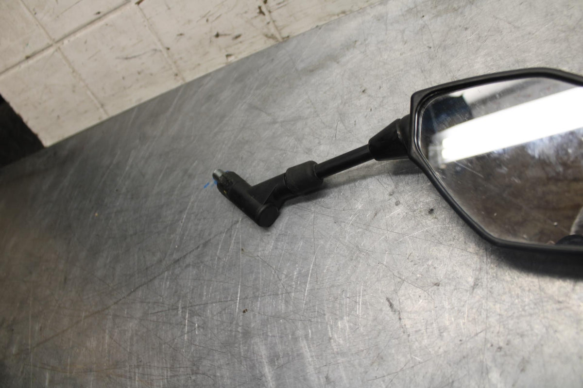 2015 Yamaha FJ09 RIGHT SIDE REAR VIEW MIRROR BB41