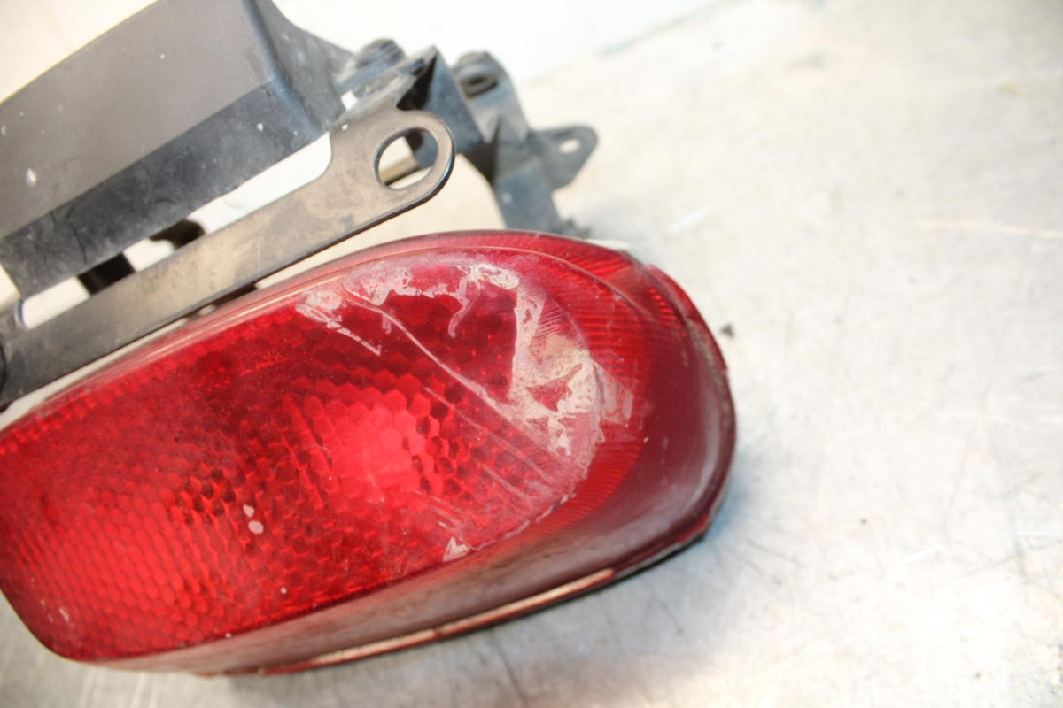 00-01 KAWASAKI ZZR600 REAR TAIL TAILLIGHT BACK BRAKE LIGHT BB31
