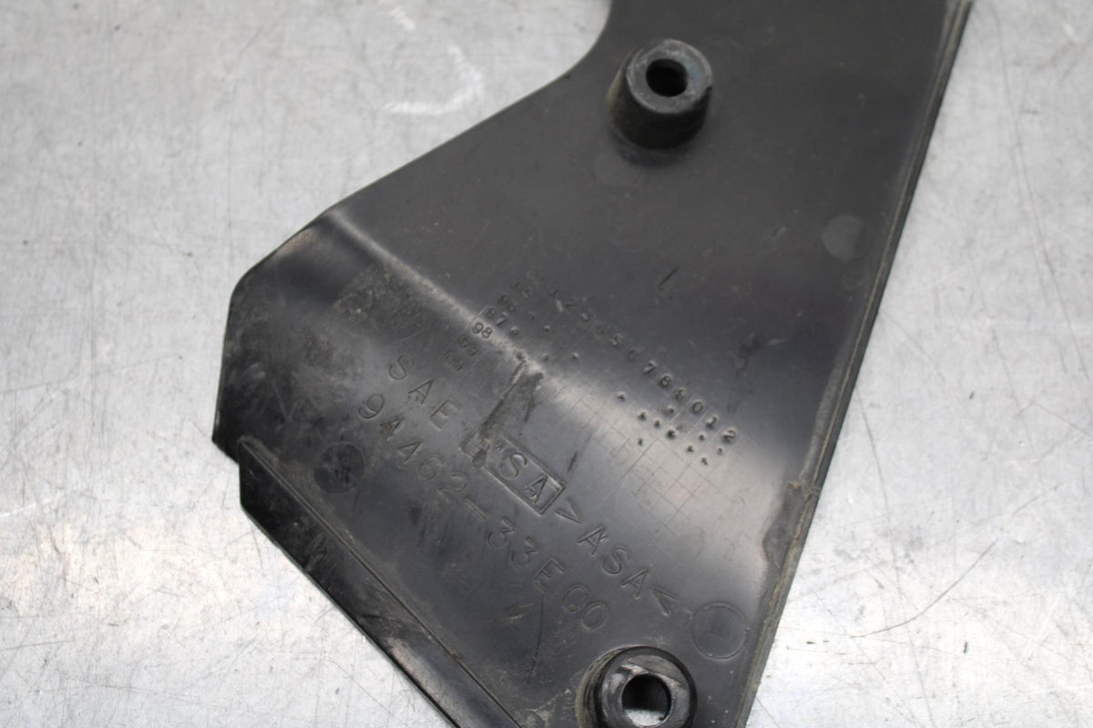 1999 Suzuki GSXR600 LEFT INNER FAIRING COWL PANEL TRIM OEM BB580