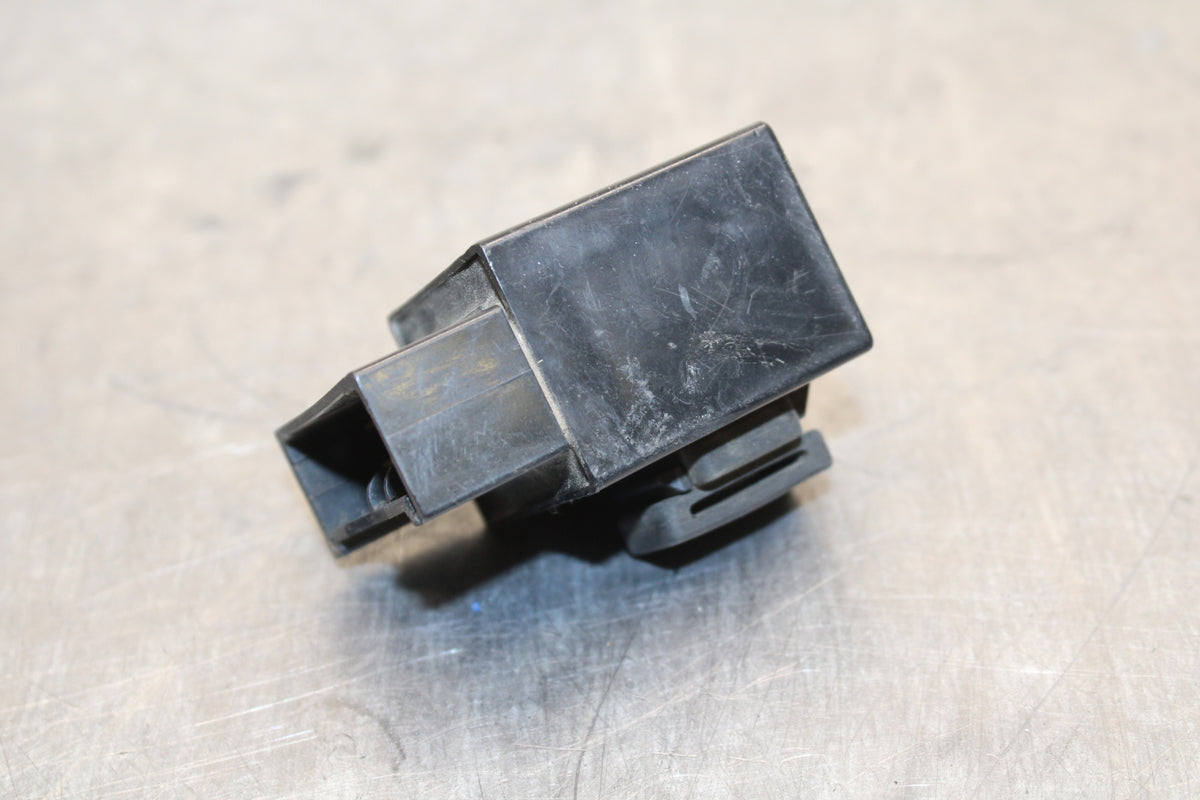 04-05 YAMAHA YZF R1 RELAY ASSEMBLY FUSE BOX BB131