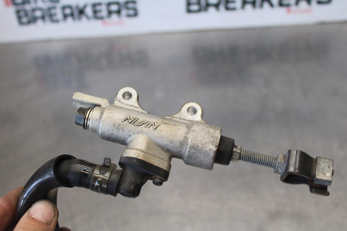 06-07 HONDA INTERCEPTOR 800 VFR800 REAR BRAKE MASTER CYLINDER W RESERVOIR BB917