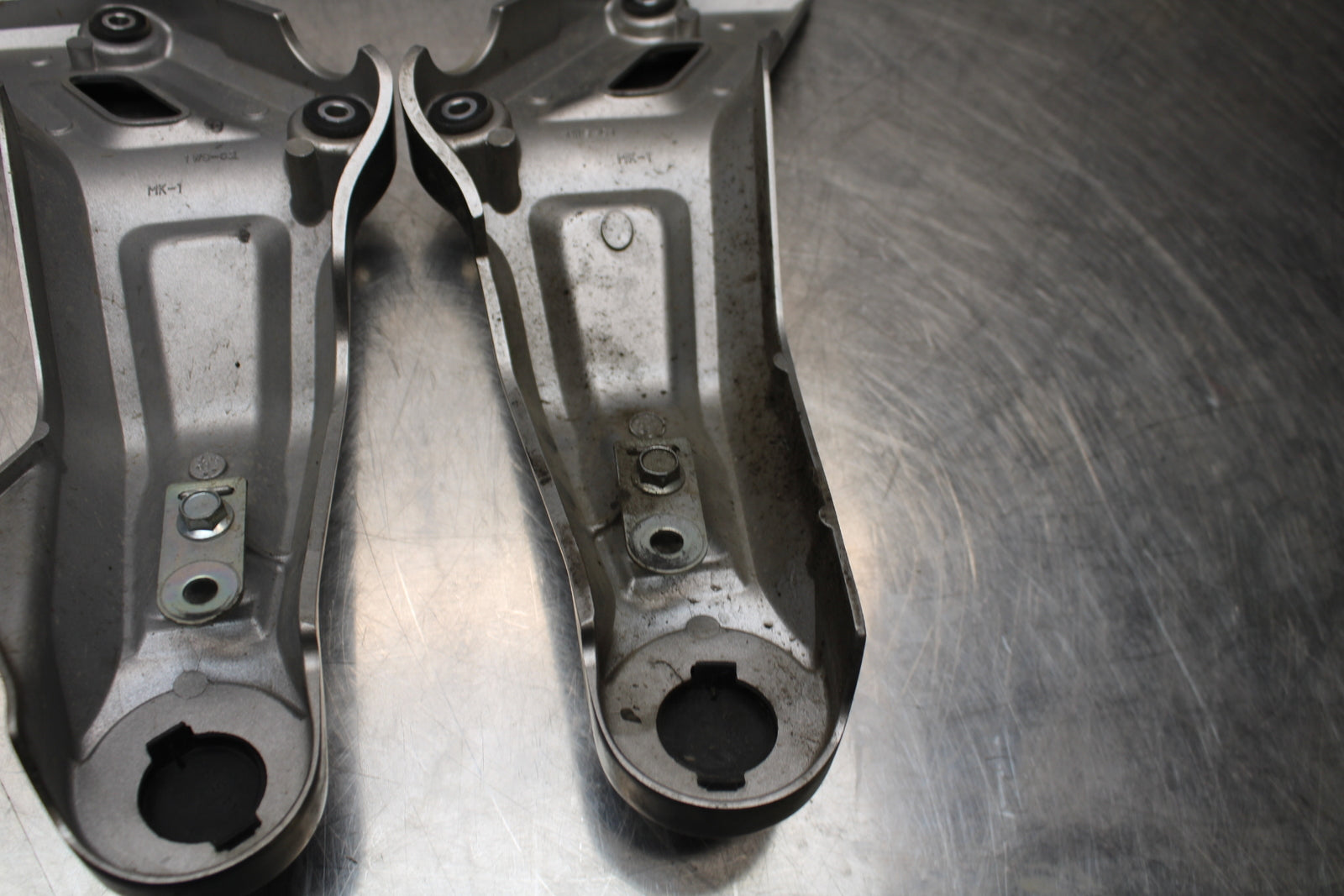 14-17 YAMAHA FZ07 RIGHT LEFT FRAME MID SIDE COVERS COWLS PANELS TRIM BB162