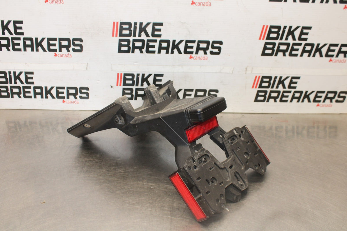 19 BMW F750GS REAR BACK FENDER MUD GUARD BB938