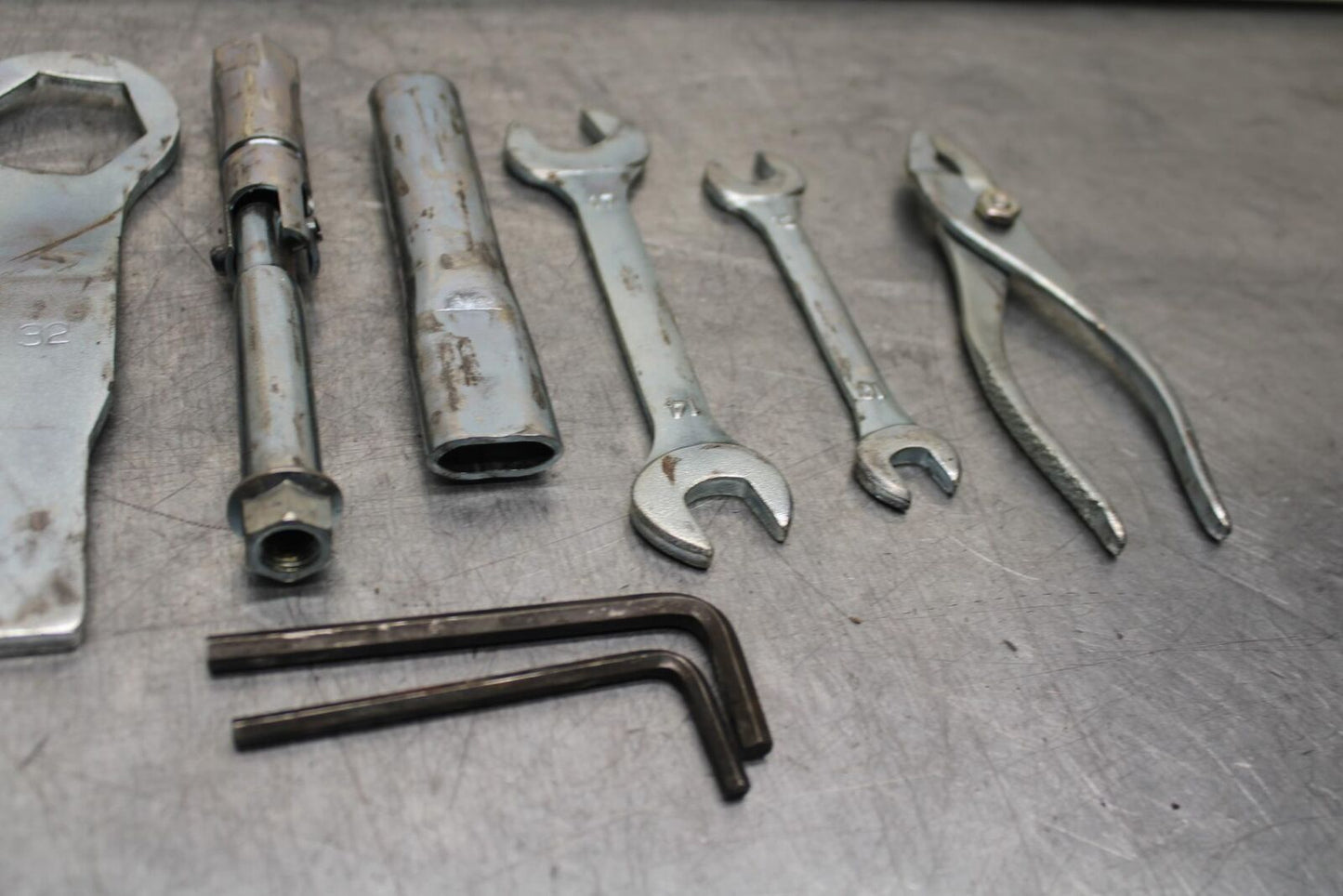 09-12 KAWASAKI NINJA ZX6R ZX600R STOCK TOOLS TOOL BAG KIT SET 56007-0052 BB617