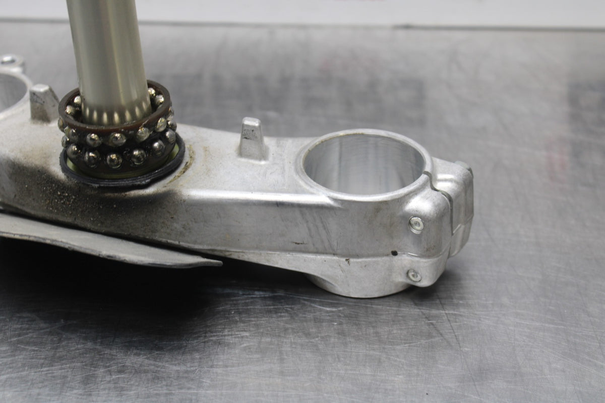 08-10 SUZUKI GSXR 600 FRONT FORKS CLAMP LOWER TRIPLE TREE STEM BB202