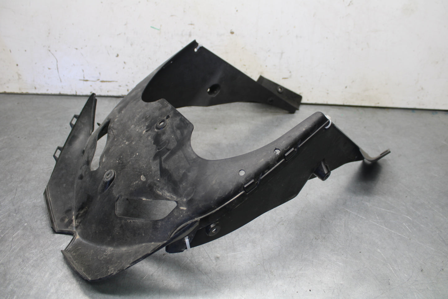 09-12 KAWASAKI NINJA ZX6R LOWER FRONT UPPER INNER HEADLIGHT COWL FAIRING BB698