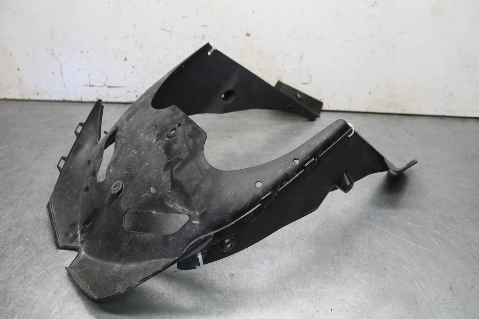 09-12 KAWASAKI NINJA ZX6R LOWER FRONT UPPER INNER HEADLIGHT COWL FAIRING BB698