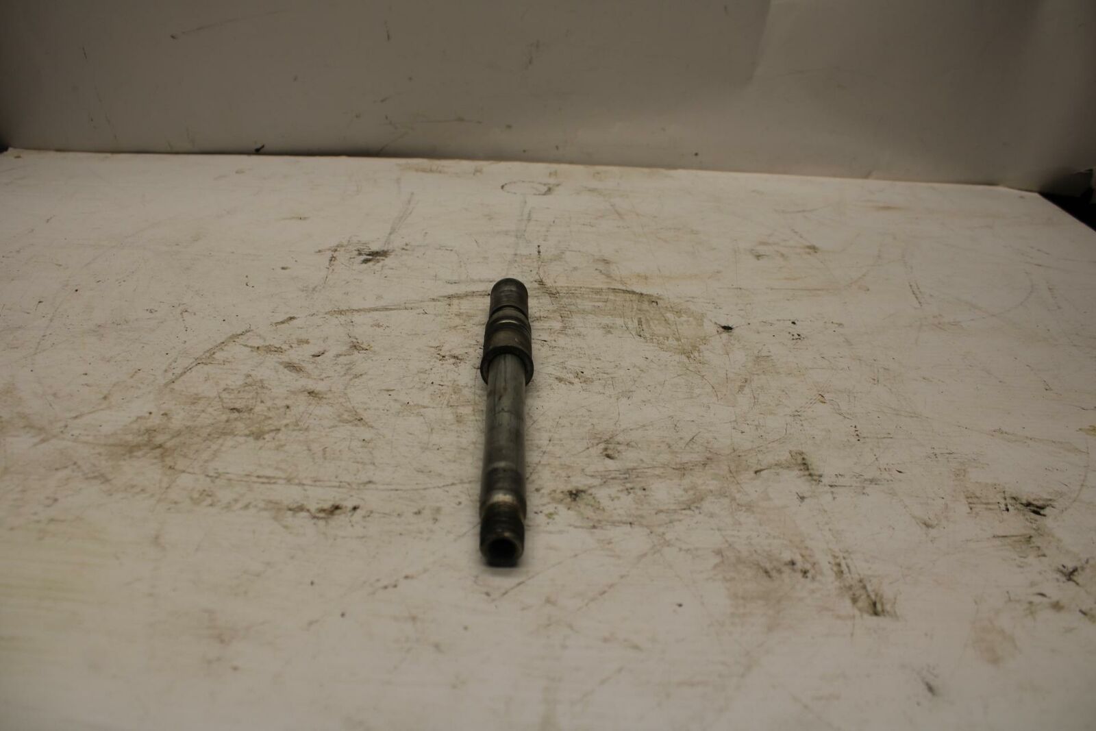 06 HONDA SHADOW 750 VT750C FRONT WHEEL RIM AXLE PIVOT BOLT BB352