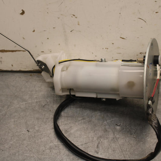 23-24 KAWASAKI NINJA ZX4R FUEL PUMP GAS PETROL SENDER UNIT BB638