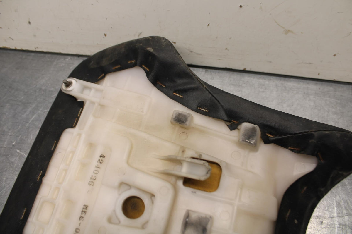 03-04 HONDA CBR600RR FRONT DRIVERS SEAT PAD SADDLE PILLION 77100-MEE-000 BB614