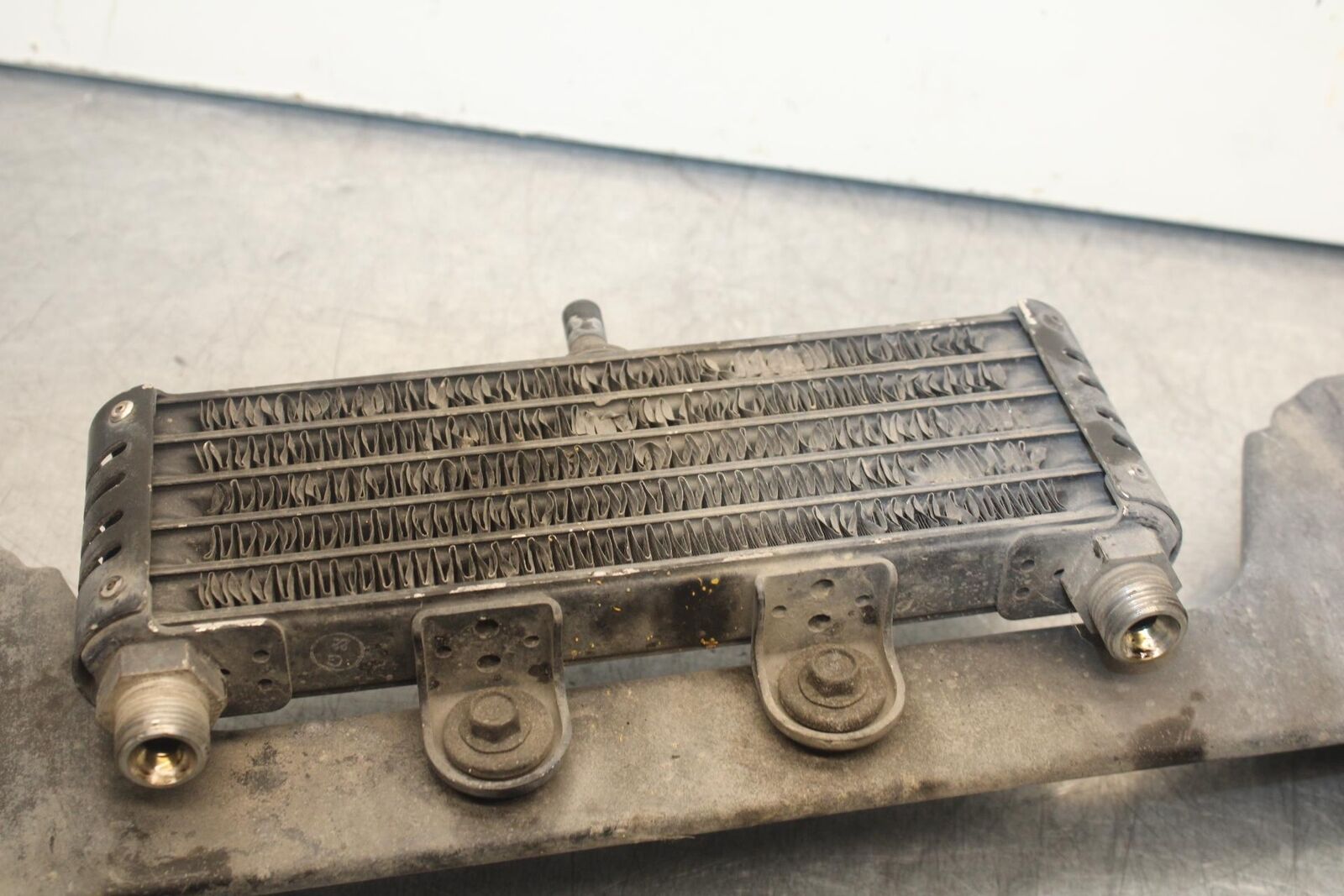 1988 Yamaha FZ600 ENGINE MOTOR OIL COOLER  BB601