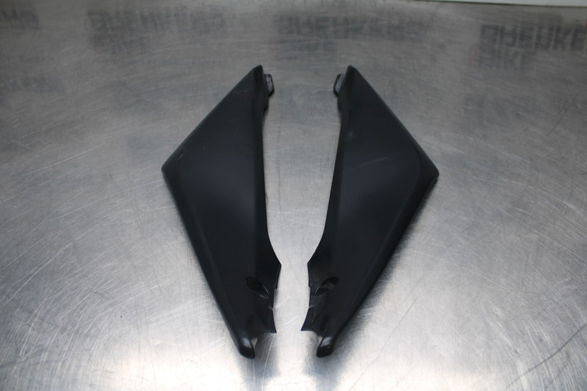 05-06 SUZUKI GSXR1000 RIGHT LEFT GAS FUEL TANK PANELS COVERS TRIM COWLS BB857