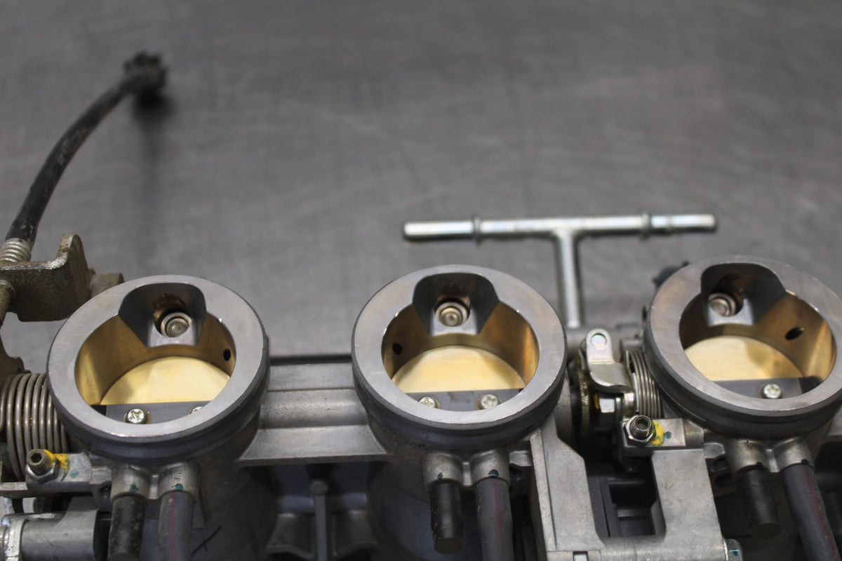 08 KAWASAKI ZX6R MAIN FUEL INJECTORS / THROTTLE BODIES BB896
