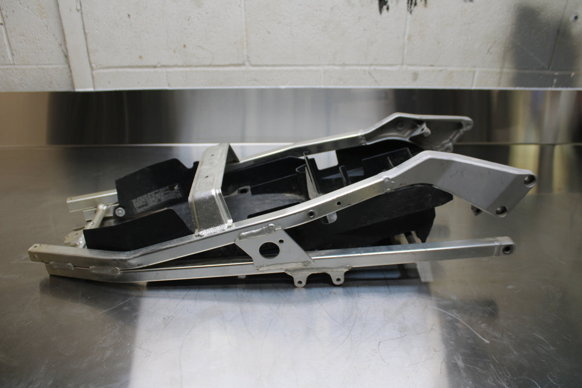 00-01 HONDA CBR929RR REAR SUBFRAME BACK SUB FRAME BB265