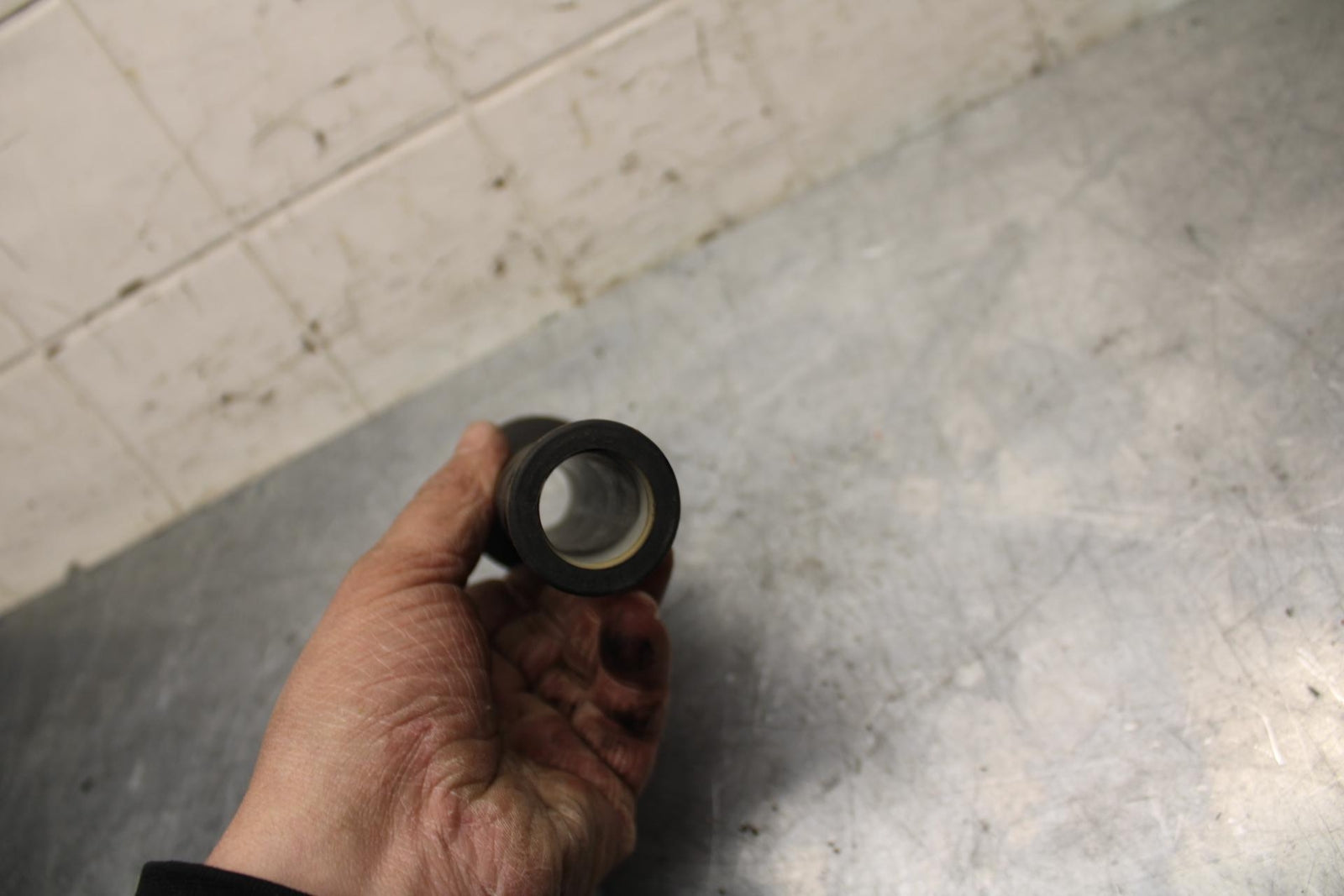 03 KAWASAKI ZX12R RIGHT THROTTLE GRIP BB472