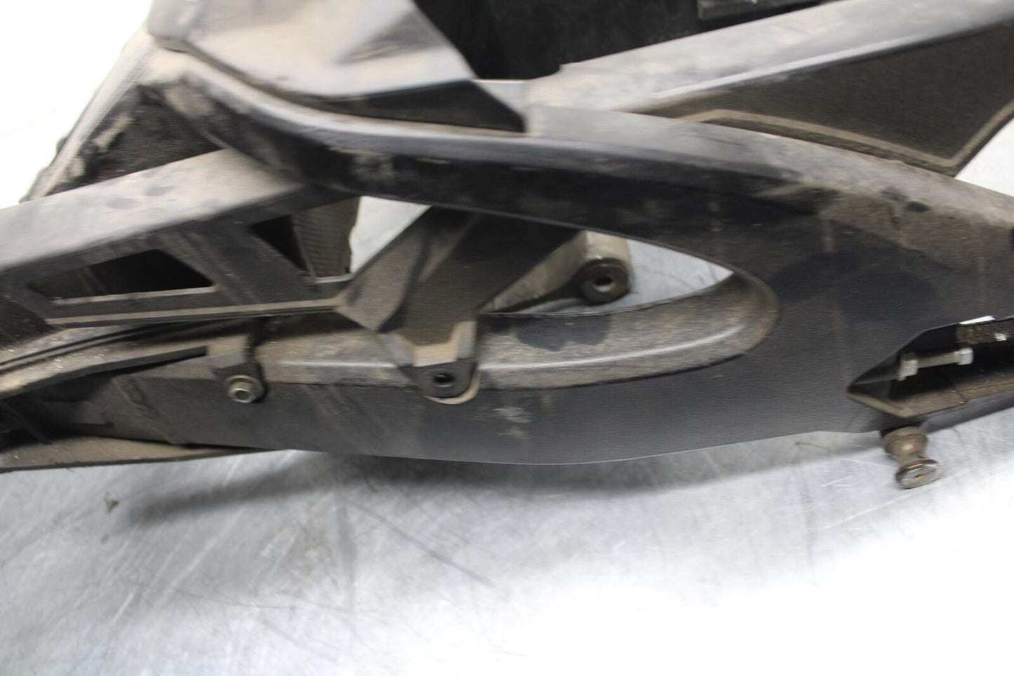 11-21 SUZUKI GSXR750 REAR SWINGARM BACK SUSPENSION SWING ARM BB474