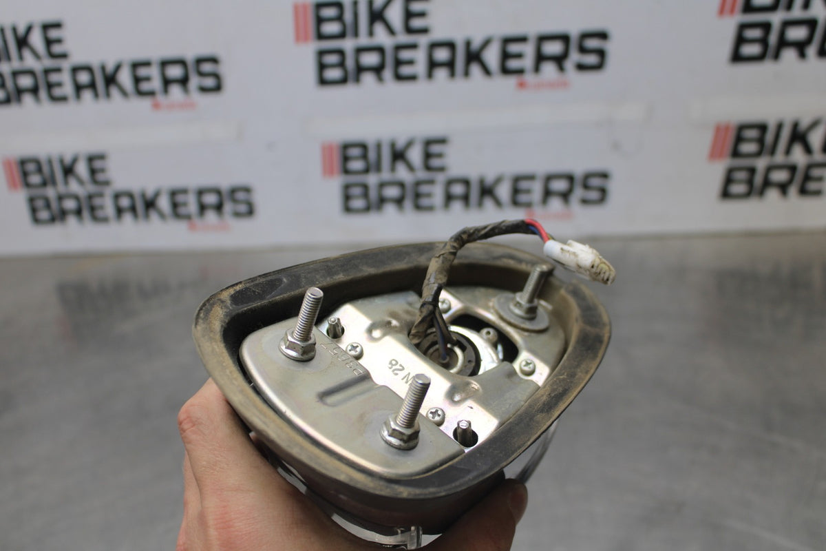 08 KAWASAKI VULCAN 1600 VN1600D NOMAD TAILLIGHT REAR TAIL BRAKE LIGHT BB904